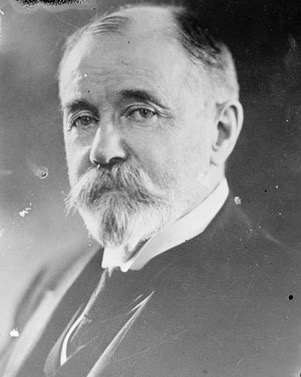 Portrait of Victor Lawson.